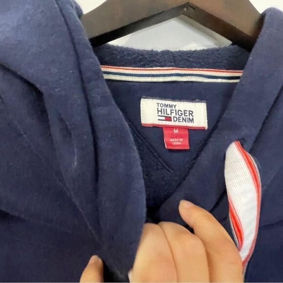 Tommy Hilfiger‎ Navy Blue Crop Hoodie Size M Womens - Picture 5 of 9